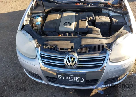 2008 Volkswagen Jetta Se/Sel из США, поврежденный, VIN 3VWRM71K78M058519